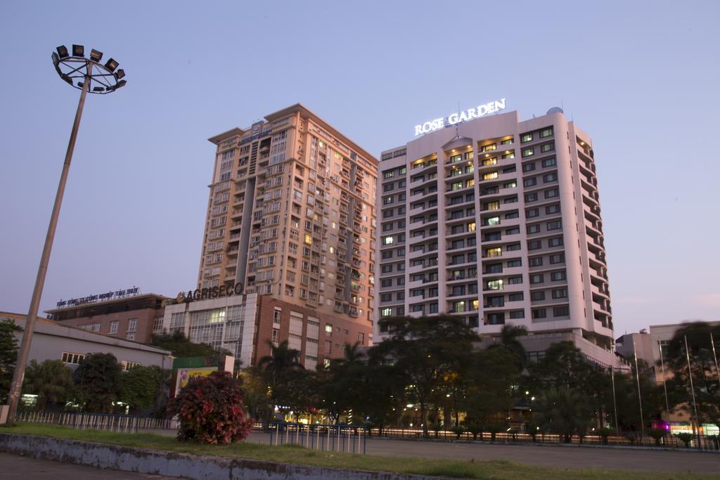 Rose Garden Residences Hanoi Exterior photo